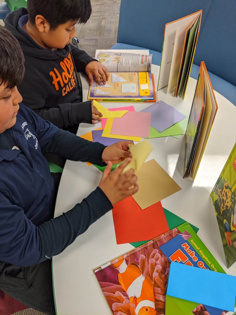 DLMediaCenter's tweet photo. Here's a few more group shots of differing grade levels enjoying their time at Maker Fest Feb. 2020.  #fun #makerspace @DLMediaCenter @DunleithES https://t.co/1K5PEa0MLW