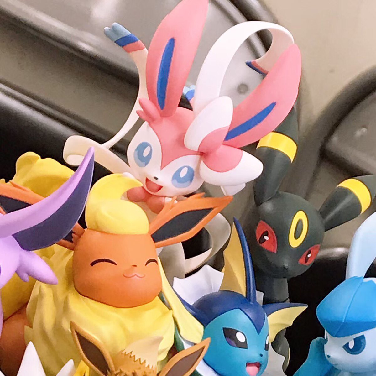 メガハウスとり子 V Tvittere ポケモン ブラッキー5位 ニンフィア6位おめでとうメガ G E M Ex イーブイフレンズ でお祝い T Co Fy4b2alzz5 Anipoke Pokemon