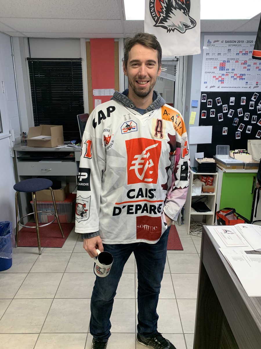 ⁦<a href="/LesGothiques/">Gargouille</a>⁩ ⁦<a href="/DragonsdeRouen/">Dragons de Rouen</a>⁩ Dany Sabourin dans le maillot des gothiques