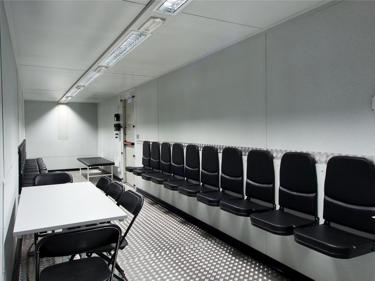 EtemSrl's tweet photo. Special reinforced shelters for the protection in event of explosions or fire attacks: a safe refuge for many hours, modular structures, ready for use, fully equipped
#Shelter #SafeHaven #ModularBuildings #BlastResistance #Bulletproof https://t.co/I4wlPdWqFZ