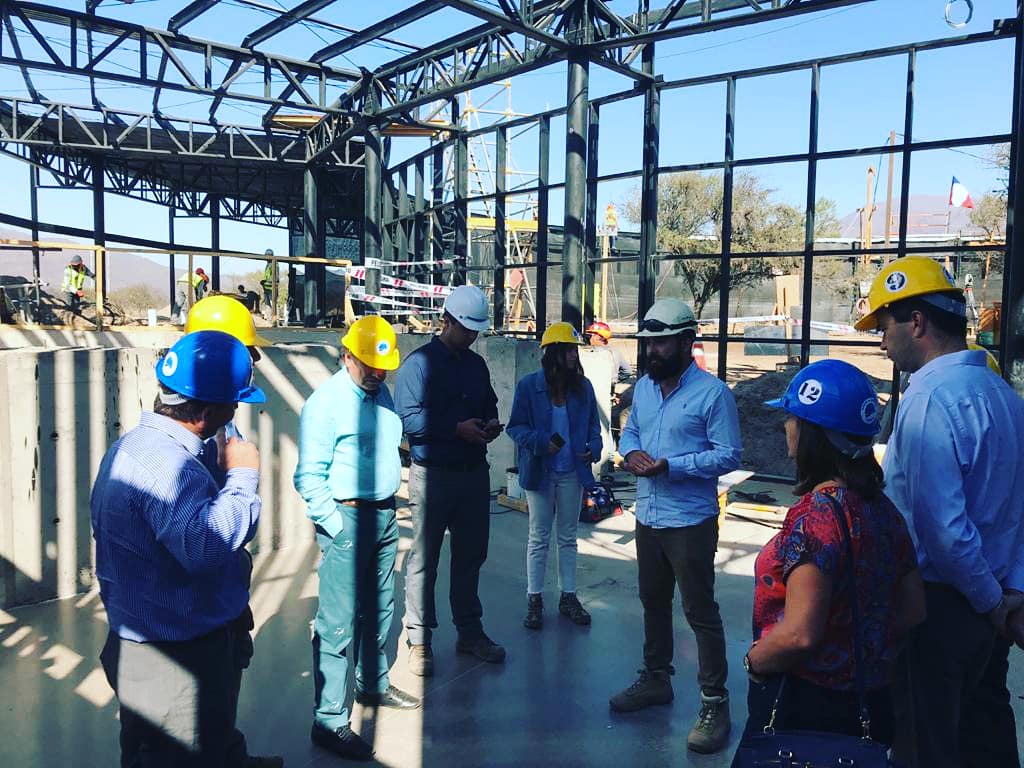 cetalimentos's tweet photo. In situ #LagunaCarén #Pudahuel, siendo testigos del avance en las obras del próximo #CentrodeInnovaciónCeTA #ZonaCentral 🤗 https://t.co/MCCE18hm6q