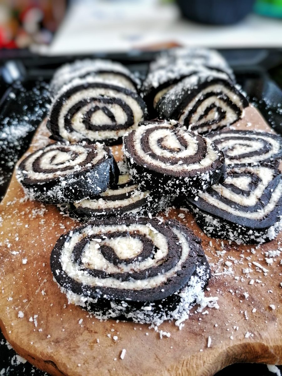 CCafea's tweet photo. Rulada de biscuiti cu nuca de cocos
https://t.co/o4xxCXNYr8 https://t.co/PjHW5D1j2n