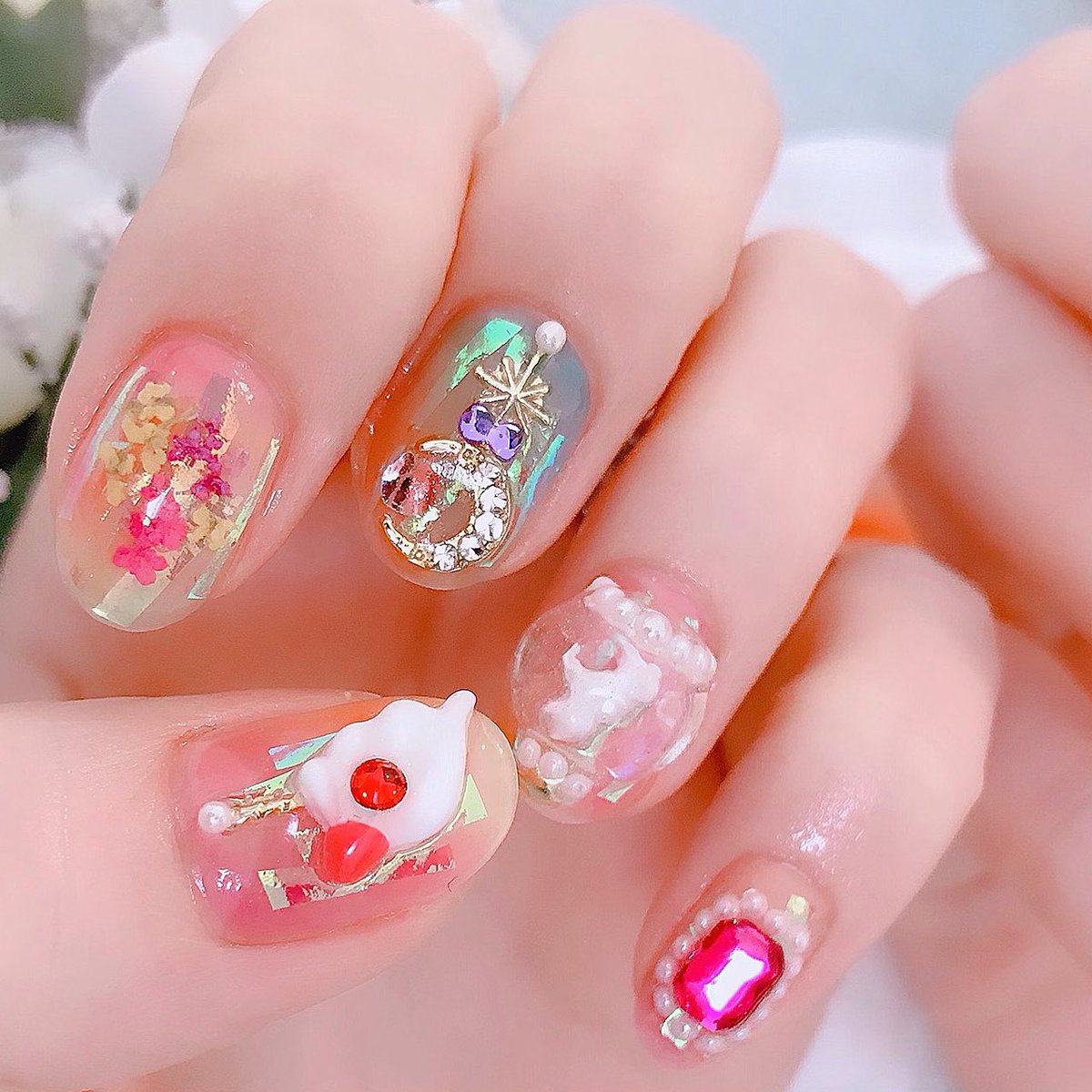 なかやま ちえこ Ar Twitter 海外youtubeのtaylorさんのネイル わたし側でも動画撮ったので編集したらupします 魔法少女 ネイル 楽しかったです ありがとうございました