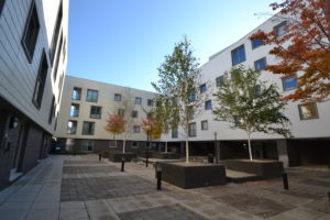 KingsandCo's tweet photo. Kings &amp; Co Lettings are pleased to offer for rental this furnished ground floor two double bedroom city centre apartment. Located close to Norwich city centre and within walking distance of train station, riverside and easy access to the A47.  #apartmentt https://t.co/vbsc5NNCJL https://t.co/DJBirAqJGu