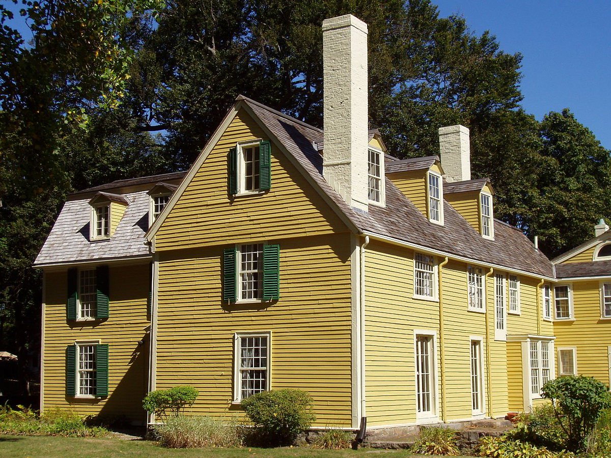 this was the home of John Hale, one of the more notorious trials figures: he was a minister who helped out eagerly in the early stages and then turned against them when his own wife was accused of witchcraft. arguably his change of heart helped to end the panic, but also, wow.