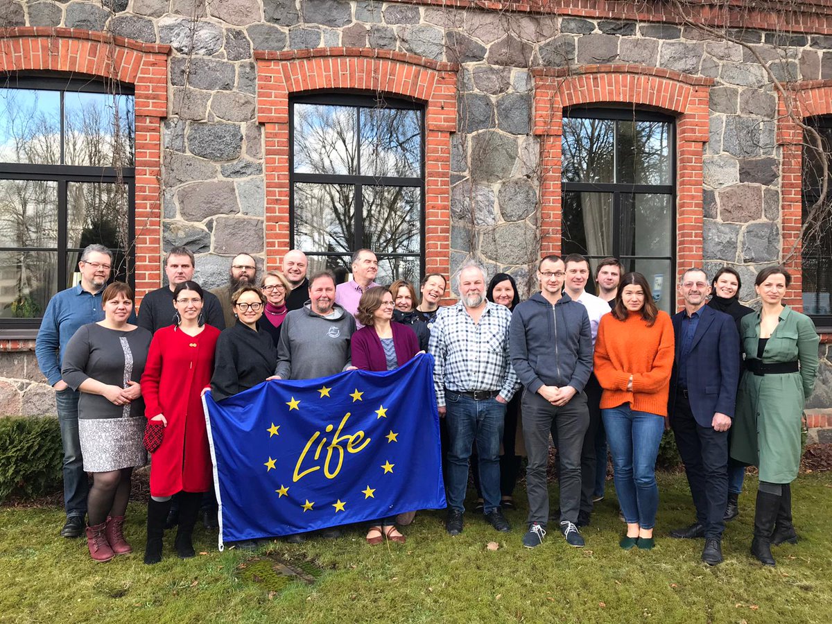 LVDabasFonds's tweet photo. Projekts GrassLIFE, kurā apvienojušies zinātnieki, praktiķi un dabas eksperti, tikās uz gadskārtējo partneru sanāksmi. 

Arī šogad esam gatavi turpināt dabīgo pļavu atjaunošanu - pētīt, kopt un rūpēties, lai mūsu pļavas ir plaukstošas! 

#projektsGrassLIFE #LIFEprogramma https://t.co/Ku1jwPbDpO