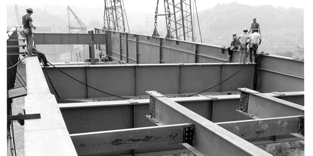 PennDOTNews's tweet photo. For #NationalRetroDay, enjoy this #TBT from the 1970's. Constructing the Judge J. Frank Graff Bridge allowed for much-needed economic growth within Armstrong County. See our #blog 
👉 https://t.co/Or5EqUUfPP. 

#History #Pennsylvania #PennDOTWay #ThrowbackThursday https://t.co/M29iks3gAA