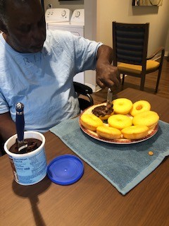 HalcyonRehab's tweet photo. We absolutely love this daily living functional approach to therapy!! Great job to the therapists at The Rehabilitation Center of Lake City! #ADLSuite #Cooking #GreatTherapy #BetterLives https://t.co/g2QqEJzBTa