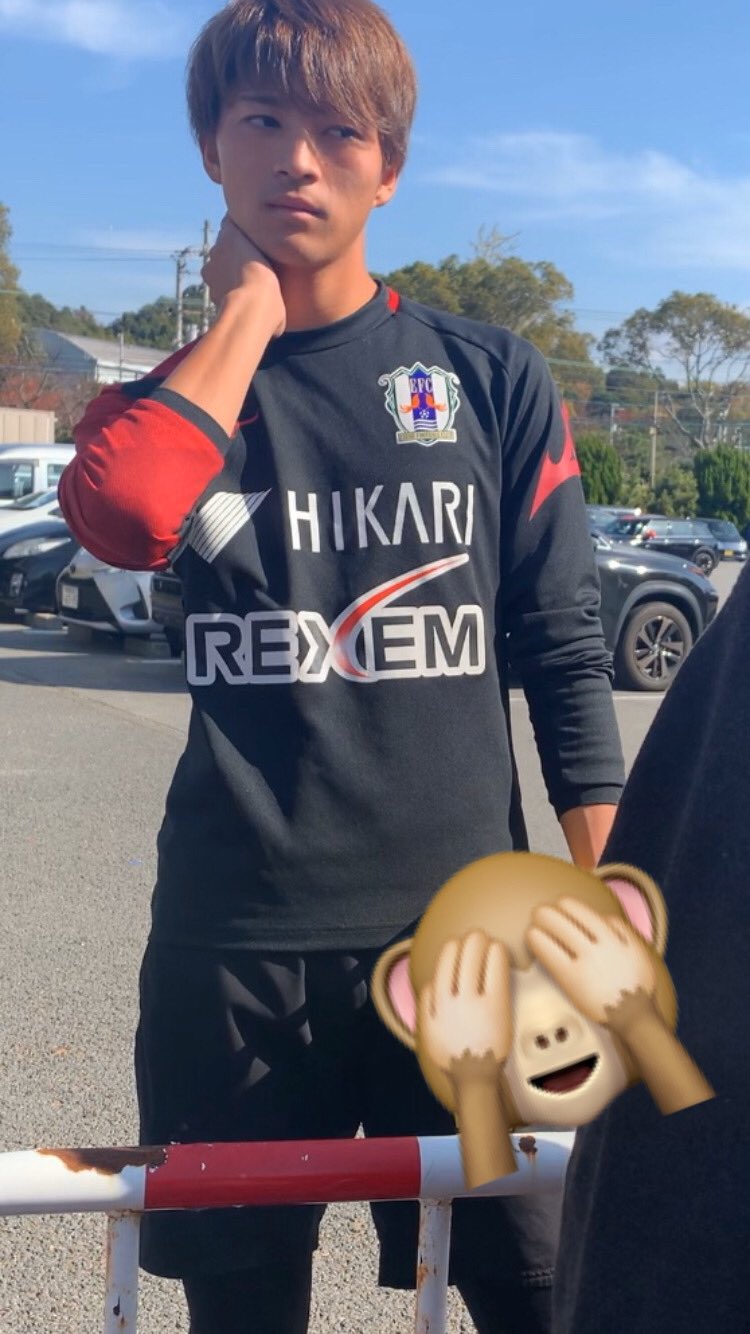 ゆうき スタイルの良さにも注目してほしい どの角度の川村拓夢がイケメンか選手権 首痛いポーズ T Co P1mxs6iohu Twitter