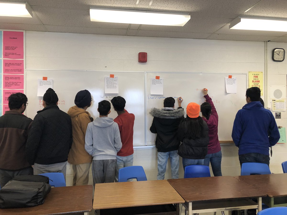 MathRocks47's tweet image. Galery display of #linearrelations @NorthParkSSca using #verticalclassroom @pgliljedahl