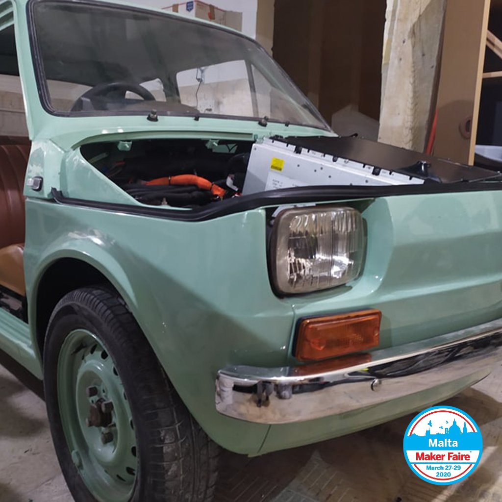 When <a href="/Tesla/">Tesla</a> doesn't service #Malta, people have to get #creative!
#MeetTheMaker Daniel Buttigieg and his Electrified Fiat 126!
#ElectricVehicles #noticehim <a href="/elonmusk/">Elon Musk</a> 
malta.makerfaire.com/2020/02/27/mee…