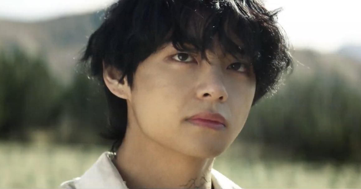 TaegiEgo's tweet photo. Tae is every handsome protagonist in a teen fantasy book and I'm living for it https://t.co/PIktahaSPj