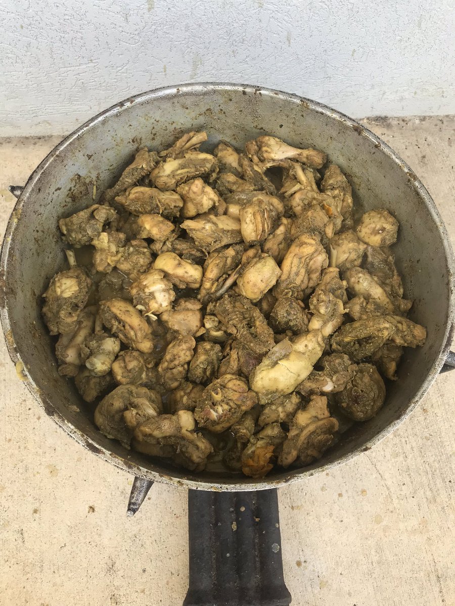 Kimberl30915156's tweet photo. We are not only good at teaching ๐ #teacherswhocook #curryQ #welovefood #trinitodbone https://t.co/Y1tVRdnxaX