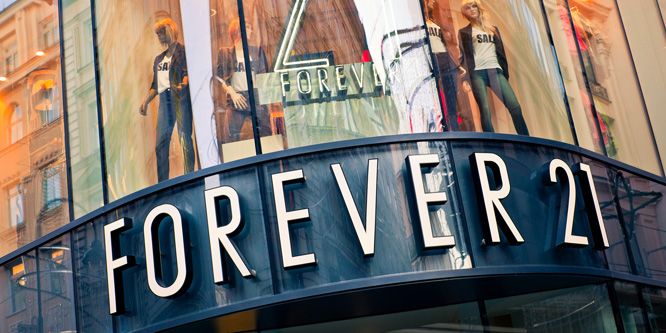 retailwire's tweet image. Can an H&amp;amp;M exec turn Forever 21 around in a fast fashion? #retail #fastfashion #Forever21 #turnarounds
buff.ly/2wdBCoA