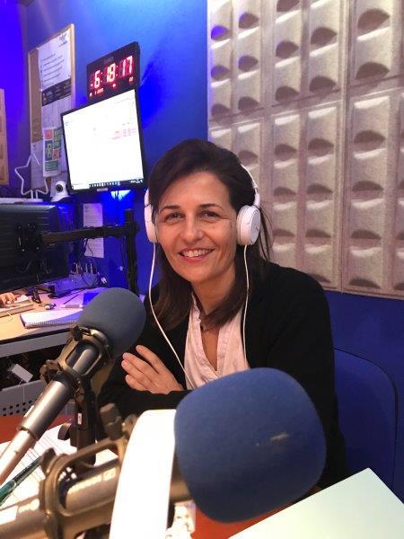 EspluguesFM's tweet photo. 📢Mañana estrenamos nuevo programa📢

Cada último viernes de mes las amigas de @Withoutfilters_ no ayudarán a ser un poquito más felices en  #360GRADOS 😄😜 

👉A las 21h tras el #InformatiuLocal 👉 99.7 FM #EspluguesFM #EspluguesDeLlobregat #coaching👏 https://t.co/QnxsPwdagw