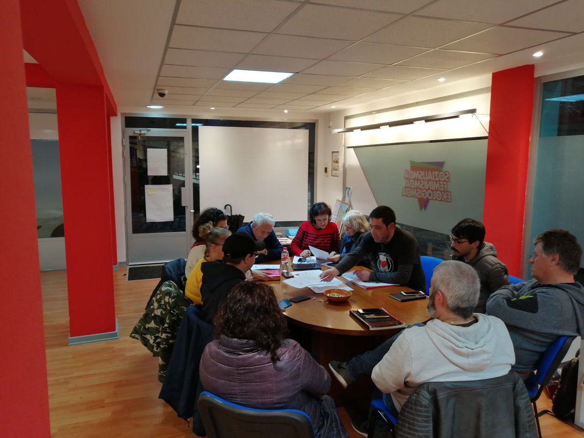 EzkerAnitzaIU's tweet photo. Hauteskunde autonomikoetarako martxan 📝
Las asambleas de Ezker Anitza-IU se reúnen estos días para debatir y elaborar el #Programa2020 https://t.co/HTCKnbQcd6