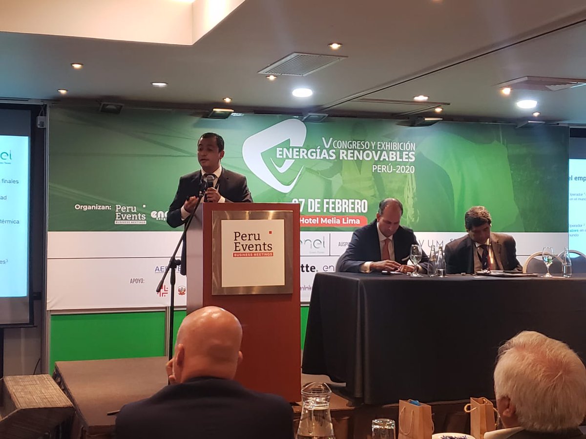 PluzEnergia's tweet photo. .@EugenioCL_ : "Perú es uno de los países más vulnerables al cambio climático con impactos económicos y sociales. En ese contexto, la #Sostenibilidad es clave porque aporta visión a largo plazo. Se proyecta que en 10 años, el 90% de la capacidad instalada será renovable" https://t.co/2ZYVNPAtTq