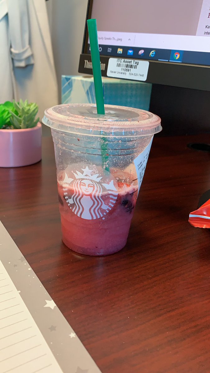 tranliwu's tweet photo. @Starbucks this is not what a pink purple drink should look like. #wherestheombre 🤦🏾‍♀️Only going inside to order secret menu drinks from now on. 😩 https://t.co/XzbED35juv