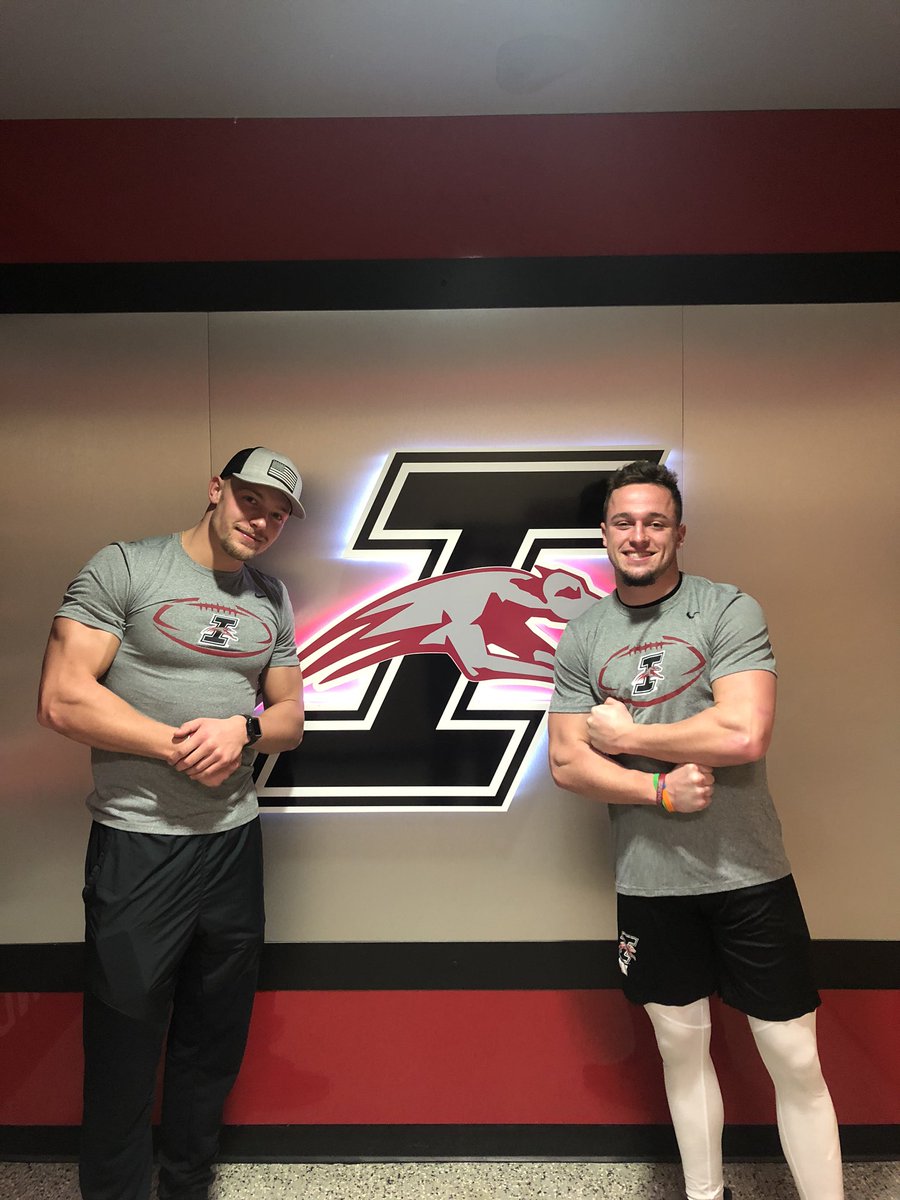 UIndyFB's tweet photo. Our Day 6 Morning Conditioning “Top Dog” Award winners are Senior Ryan Topper (@TopperRyan) and Junior Gavin Bane (@gavinbane) 

#TogetherWeWIN https://t.co/w81T1tjab2
