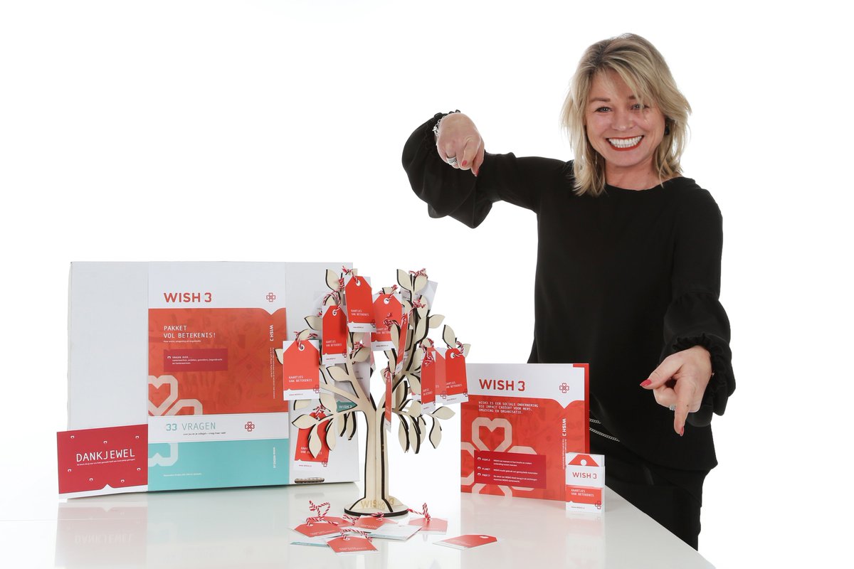 Nieuw: Pakket vol betekenis!  Hoe goed ken jij je werknemers of collega's? Deze vragenboom triggert mensen verrassende gesprekken te voeren. Resultaat: betere werksfeer en prestatie op de werkvloer. Bestel nu pakketvolbetekenis.nl
#aandachtvoorelkaar #teambuilding #samenwerking