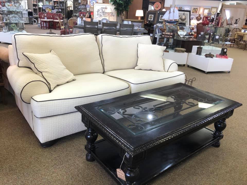 OutletsatConroe tweet picture
