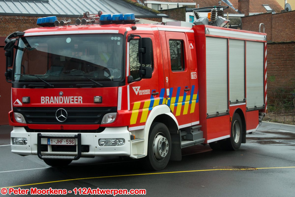 Brandweer Zone Antwerpen maakt de balans op van hun inzet het voorbije jaar. Opmerkelijk: er is een daling van het aantal wespennesten en tegelijkertijd een sterke stijging bij de interventies voor buitenbrand en incidenten met gevaarlijke stoffen. 112antwerpen.com/2020/02/27/bra…