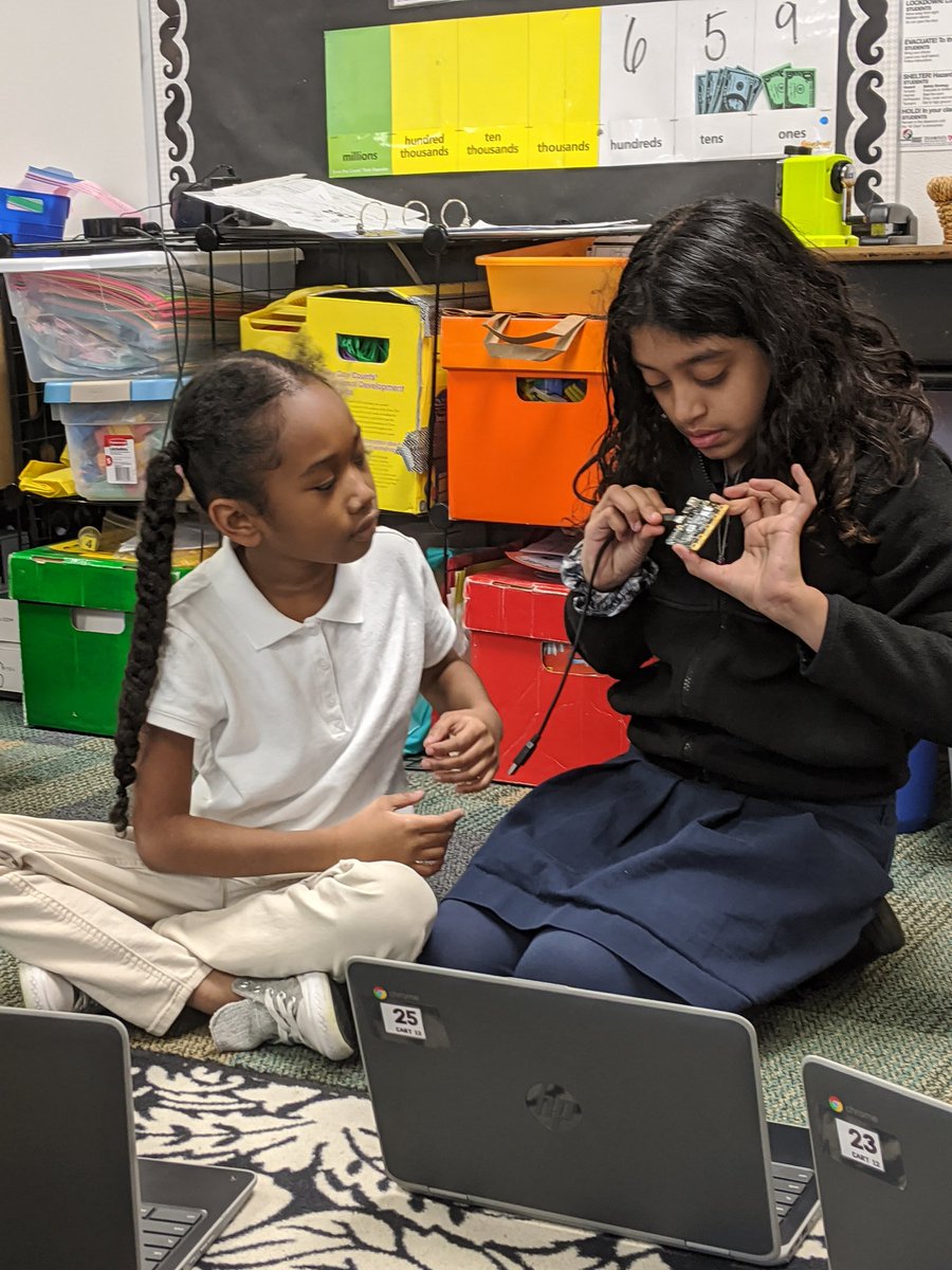 Miss Jami Shields 🔜ISTE #Techucator 🤖👩‍🏫 💻 tweet media