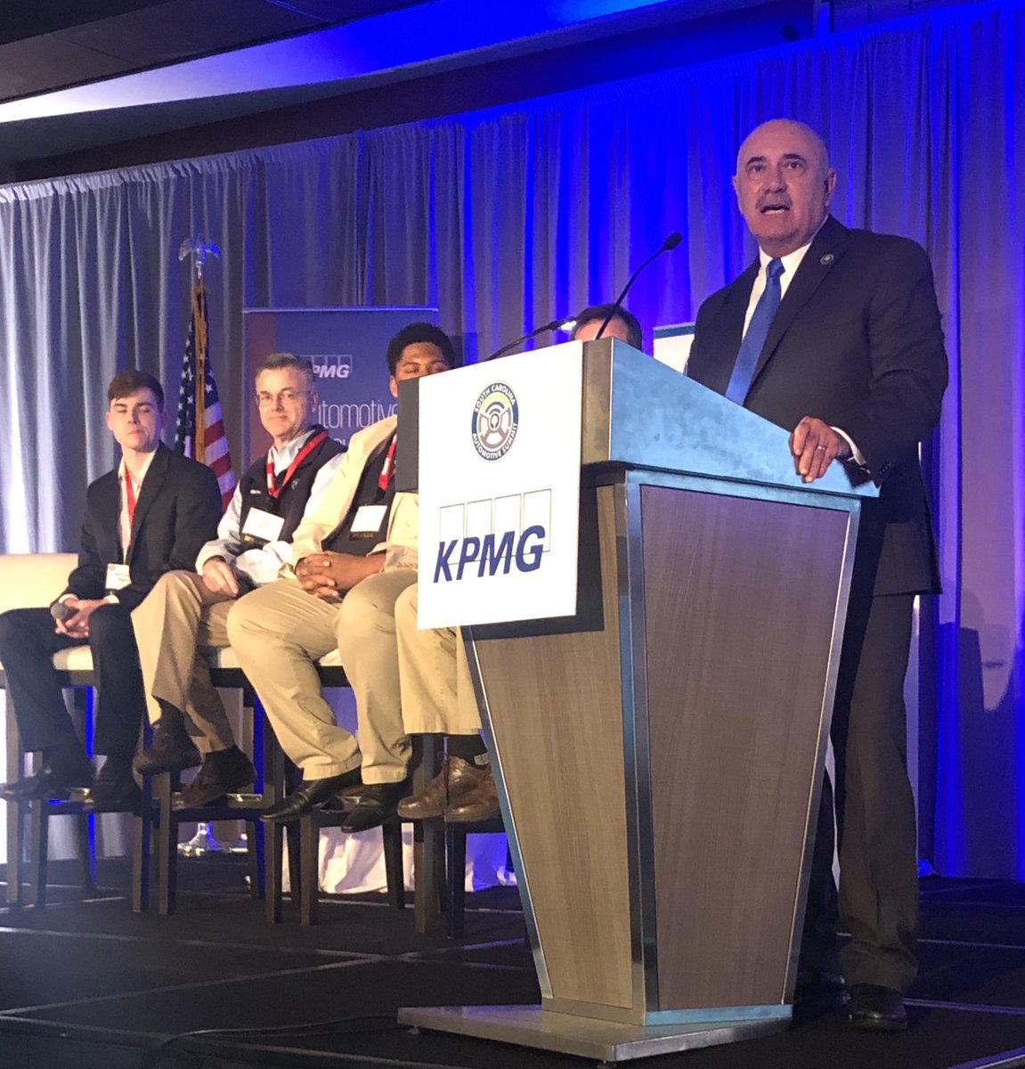 SCAutoCouncil's tweet photo. Dr. Tim Hardee, President of @SCTechSystem talking about how today's youth can use Apprenticeship Carolina to secure better job opportunities #SCAutoSum20 https://t.co/XMiJTvdV9W
