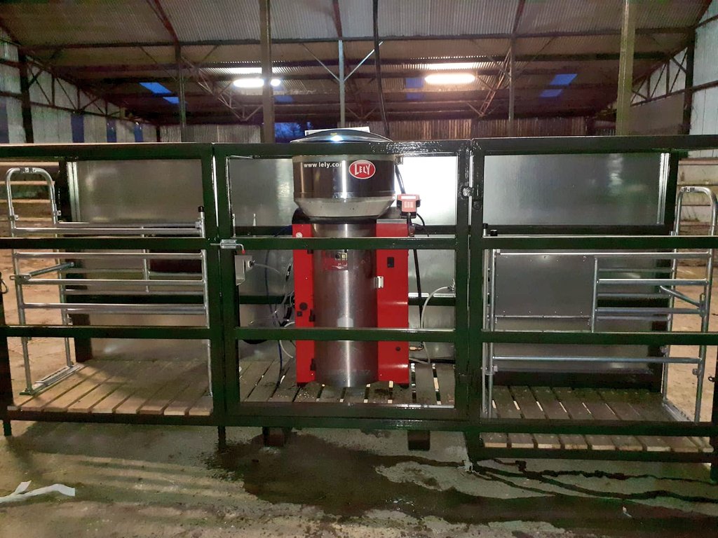 LelySouthEast's tweet photo. One of our recent Lely Calm installs! Very simple to transport around by pallet forks! Great way to keep calf equipment clean!  @LelyAtlantic @LelyHolding 
#LelyCalm 
#simplebutsmart
#Calving2020 https://t.co/0wqjoSxwQx