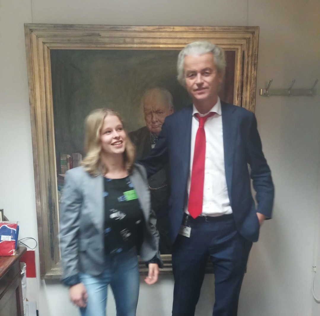 ERz7tuXXsAUp7ds?format=jpg&name=medium