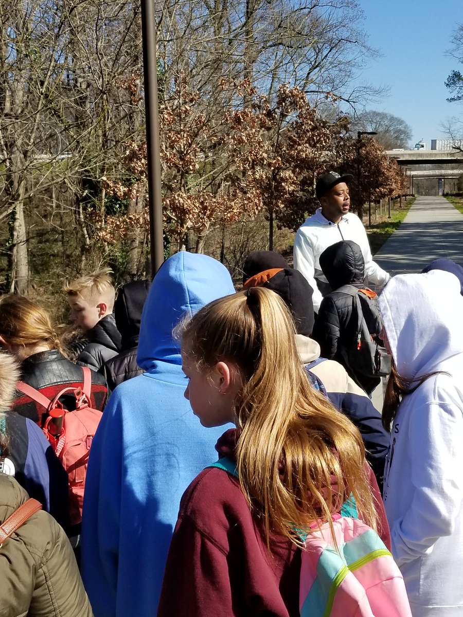 MsEdwards13's tweet photo. Amazing day! 6th graders walked the Westside beltline and learned about community artists, commissioned vs. uncommissioned street art, gentrification, and the history of the beltline. Some students left #freeart created in conjunction with @catlanta ! #MLRocks @gallowayschool https://t.co/HK2aeZ7MdS