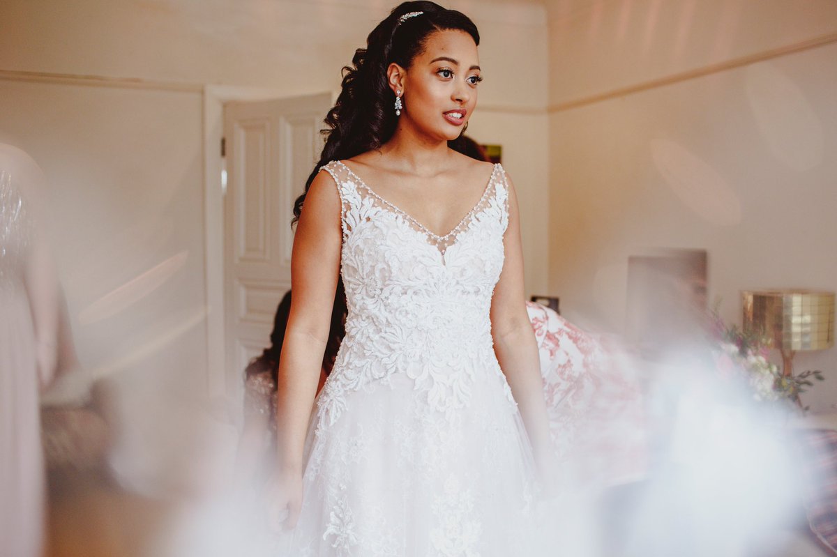 ✨Teokath Bride✨| Our beautiful bride Charlotte and husband Chris, tied the knot back last summer.👰🤵 Charlotte took our breath away during her fitting with us in this exquisite Randy Fenoli gown.💕 Doesn’t she look sensational. 🥰 #Londonbride #londonbridalshop