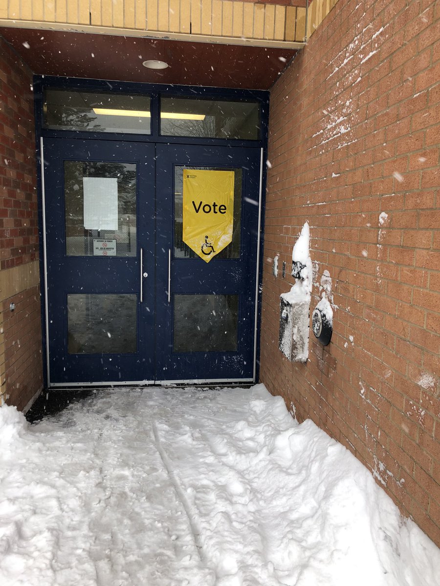 JulieTruelove's tweet photo. A snowy byelection day in Orleans but always eager to get out and cast my vote! #cdnpoli #democracy #snowday #Nopyjamas https://t.co/pmlfjGopPL