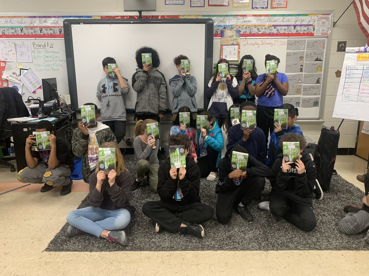 missmidlock's tweet photo. It’s #BookBoxDay!! @Scholastic my kids are excited to read the Hatchet!! Thanks again to our donors! #5thGrade #homeroom #welovetoread https://t.co/I7rvArEZks