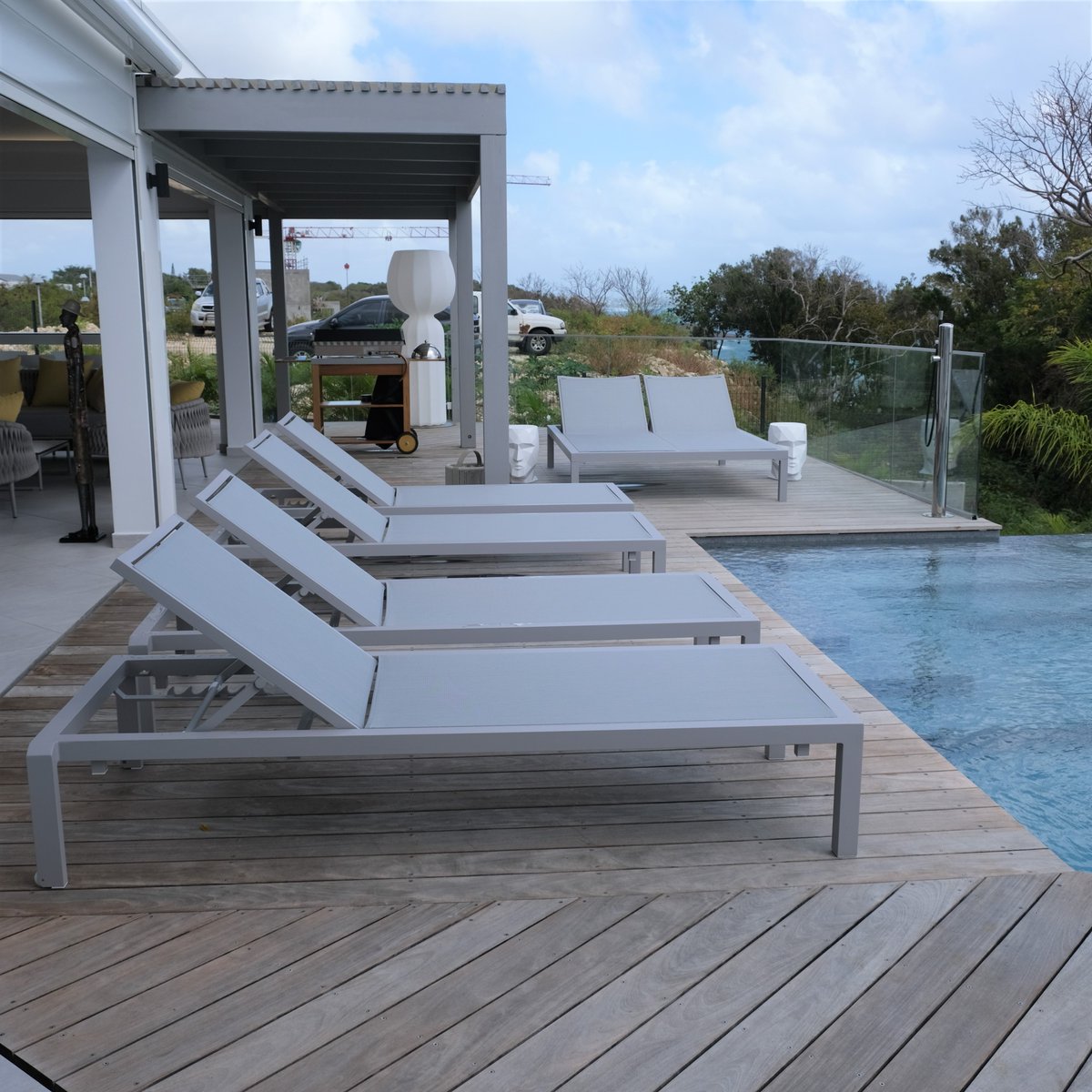 sifasfrance's tweet photo. #inspirationdeco: Villa La Calliandra! Get inspired by this private villa located in Guadeloupe, a project made by Claire Ambiance including several pieces from our collections! https://t.co/ijROXsQoPM