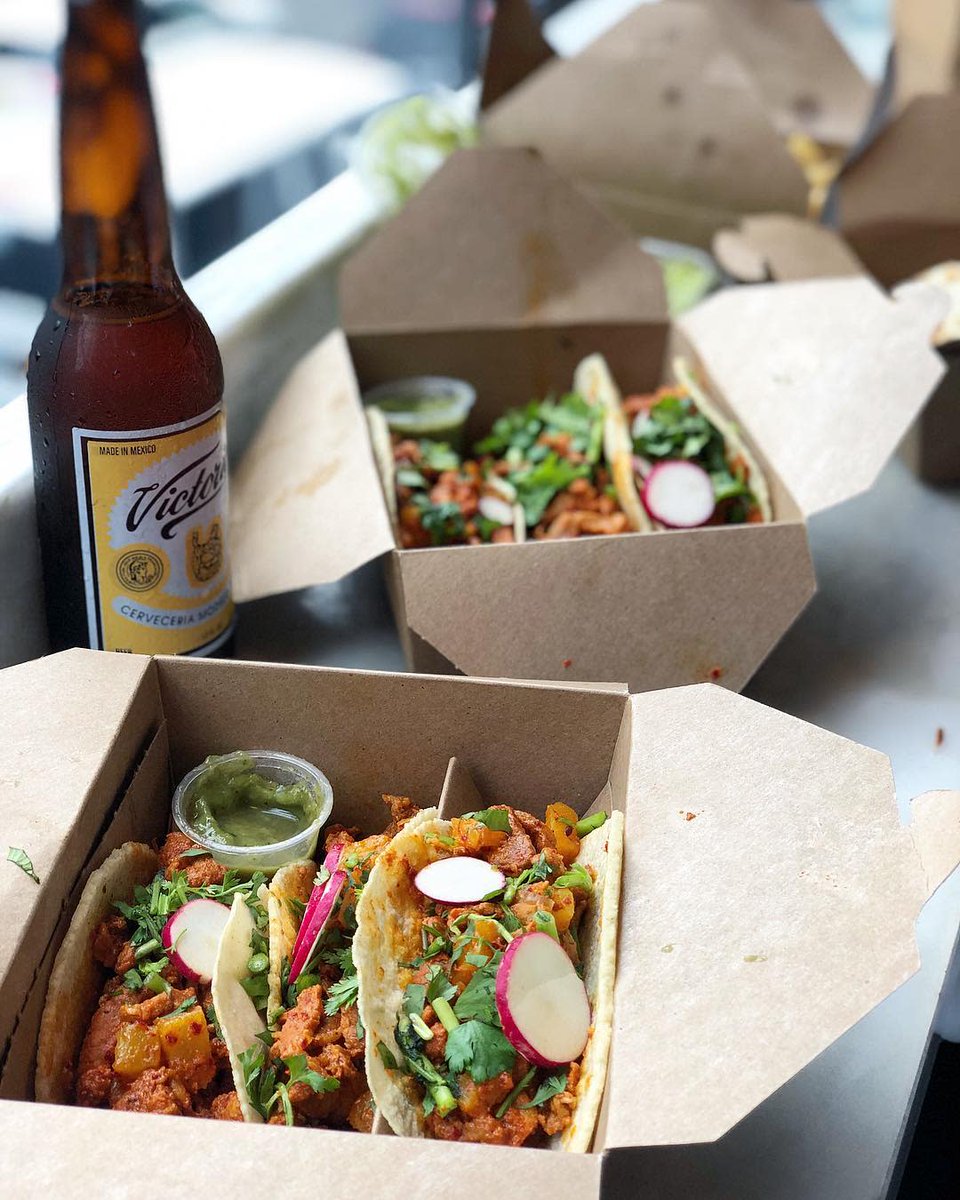 City Kitchen is the perfect place to take a break from your busy day and relax with a flavorful taco from #Gabrielas ! 🌮