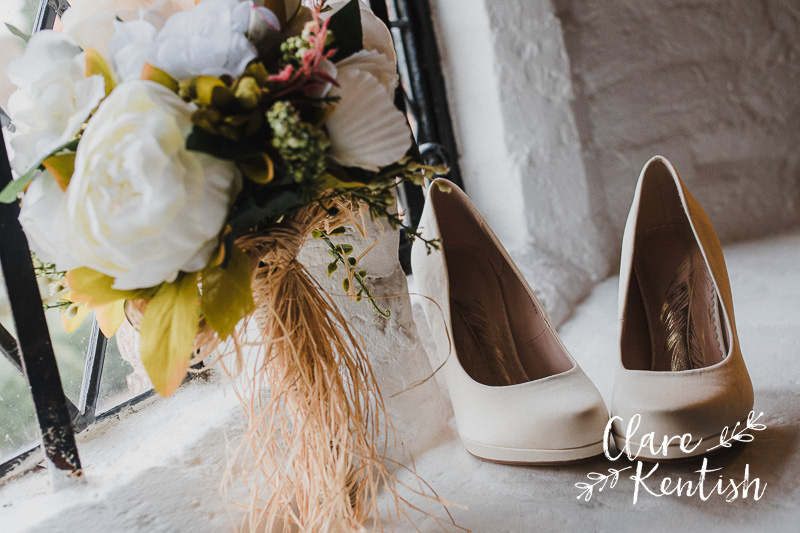 Asli &amp; Ben’s Winter Wedding at Leez Priory clarekentish.wordpress.com/2020/02/27/asl…