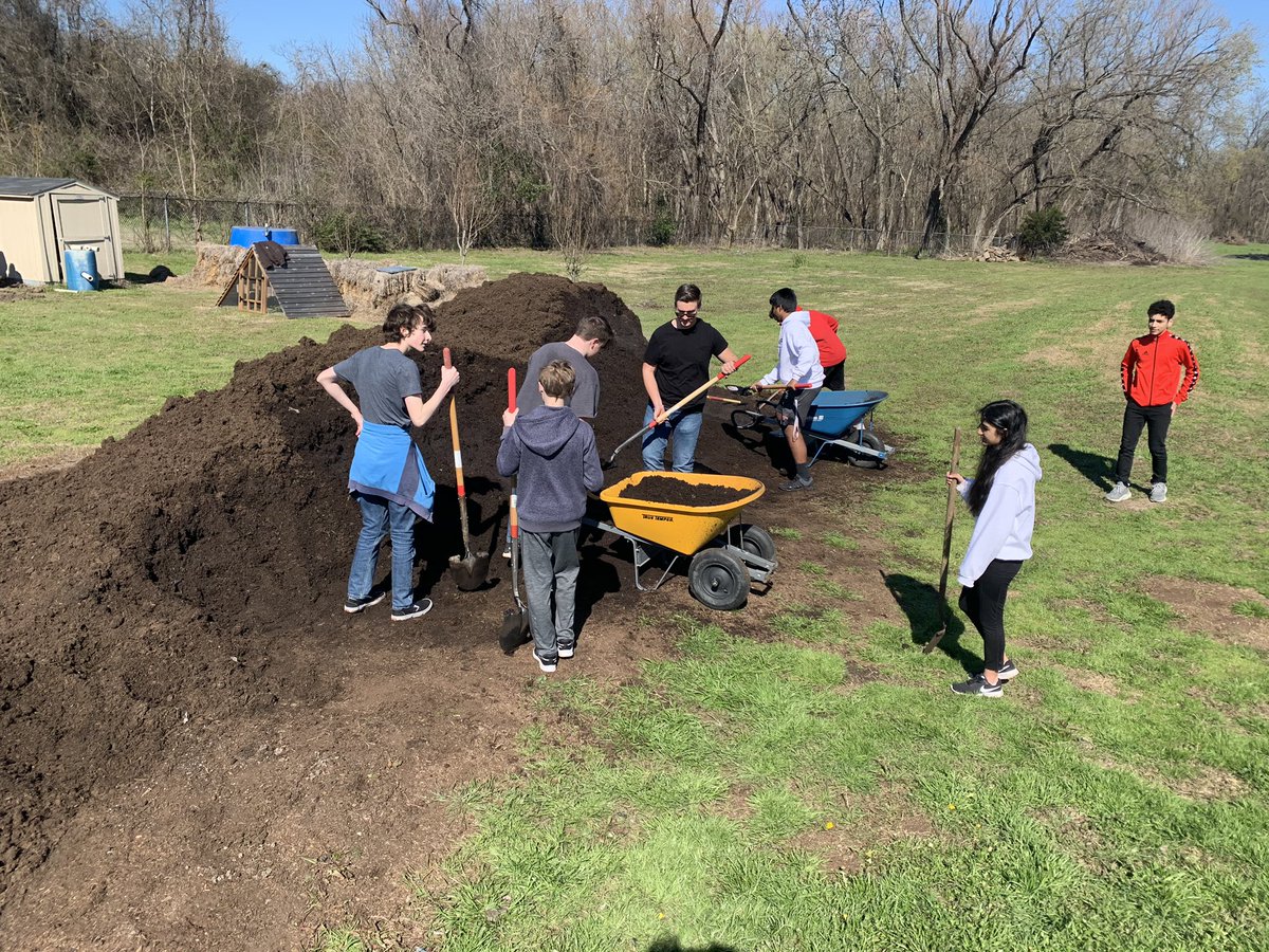 Matt Canafax, Ed.D (@mcanafax) on Twitter photo Did this just turn into another Red Rail battle? <a href="/MustangSTEM/">GHS STEM Academy</a> <a href="/CHHSSTEM/">CHHS STEM</a> Thanks <a href="/WEoverMeFarm/">WE Over Me Farm at Paul Quinn College</a> for hosting. Did this just turn into another Red Rail battle? <a href="/MustangSTEM/">GHS STEM Academy</a> <a href="/CHHSSTEM/">CHHS STEM</a> Thanks <a href="/WEoverMeFarm/">WE Over Me Farm at Paul Quinn College</a> for hosting.