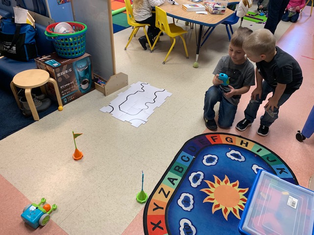 KCBOE's tweet photo. Students in Ms. Teresa's PreK class at Elk Elem. Center participated in natl. Digital Learning Day. They practiced basic coding skills through multiple activities, made stories come to life on their iPads and much more! #LoveMyWVSchool #DLDay #KCSLearning2020 https://t.co/Dc60QrGvyv