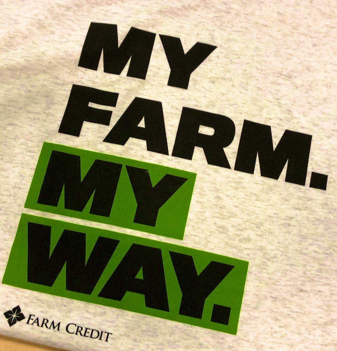 farmcreditmid's tweet photo. It’s a beautiful day in San Antonio at #CommodityClassic. Its great to see our customers and discuss tailored lending solutions for their operations. #MyWayFC https://t.co/ZsnuPPo0yJ