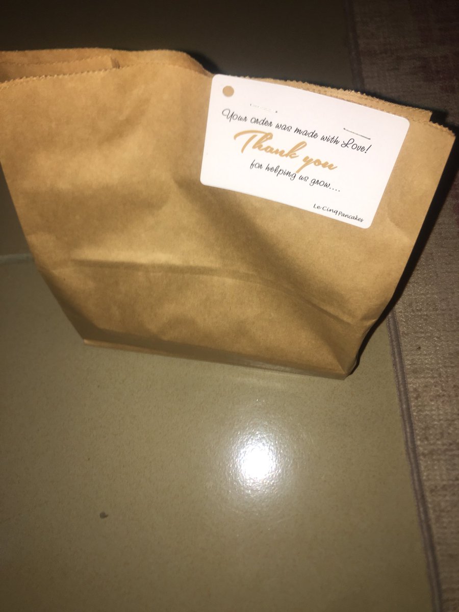 adafarida's tweet photo. Patronize my boo guys @CinqPancakes She makes these yummy crepes and pancakes and there’s a promo ongoing right now!! Copped mine earlier and it literally brought me back to life after my call from hell https://t.co/RCSD8thi9F