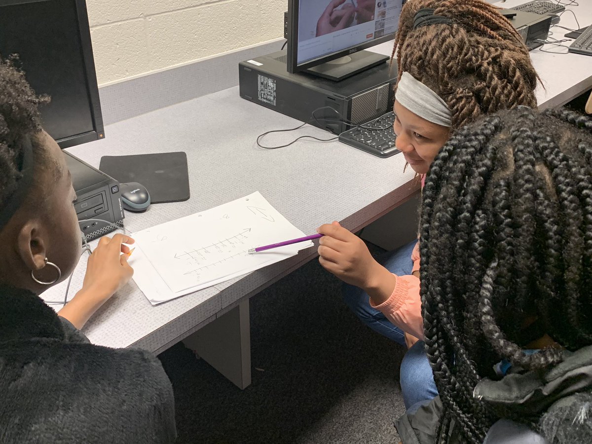Students use time in homeroom to study using number lines. This skill is learned in Ms. Lloyd’s class! #amplifyecps #DLDay