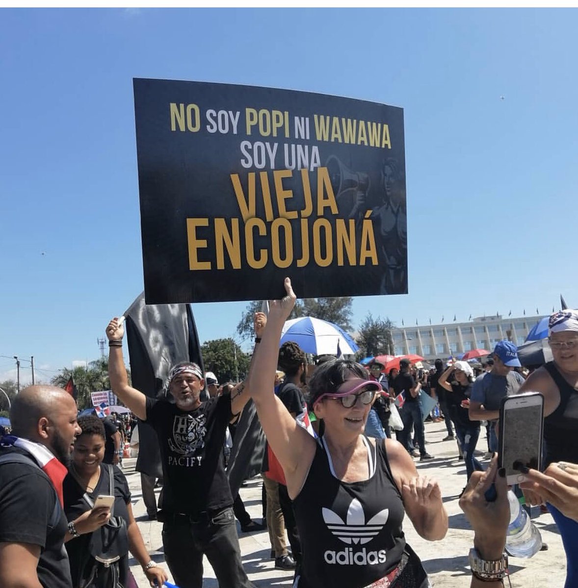 joselitonyc's tweet image. Las Pancartas Más chulas 
🇩🇴🇩🇴🇩🇴🇩🇴🇩🇴🇩🇴🇩🇴🇩🇴🇩🇴
#SeVan #SeVanOSeVan