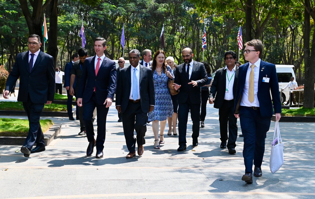Wipro's tweet photo. We were privileged to host the Honorable Simon Birmingham/@Birmo, Australian Minister for Trade, Tourism and Investment, and his delegation at #Wipro. @Wipro is committed to supporting the Australian economy through local investments and job creation. 

#AIBX https://t.co/KT4yXJW9IE