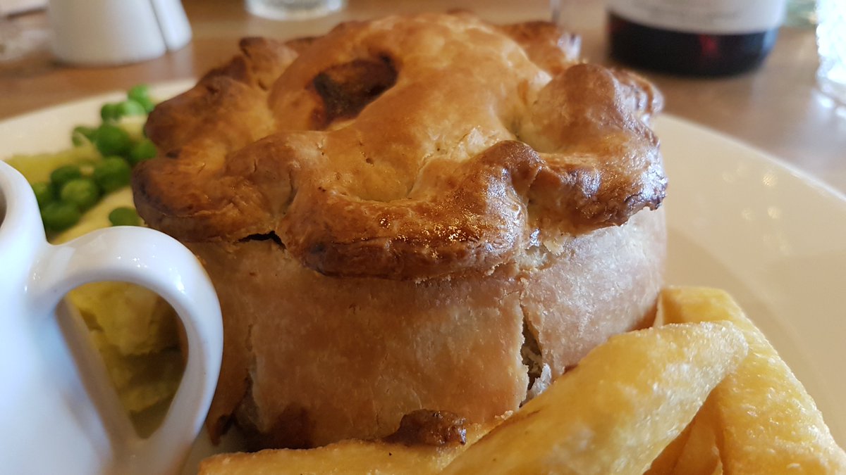 ElizabethArgyll's tweet photo. @GavGordonToGo ...

#pie #GotPie https://t.co/Fkde9dVTuH