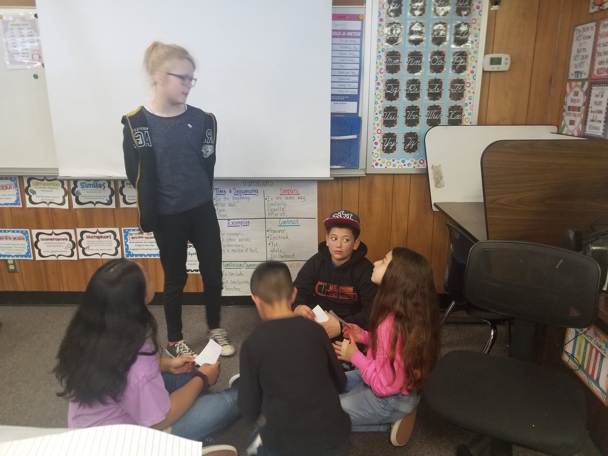 hgarrett_4's tweet photo. Interviewing classmates about measurement.   #learningstructures https://t.co/9OPv2e1dwG