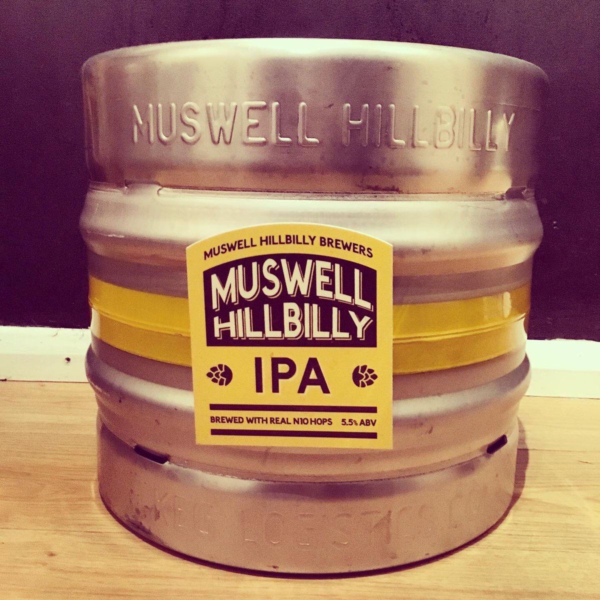 We’re super stoked to be on tap and in bottle for the first time at The Village Green (formerly the John Baird)!! 🍺🍺🍺 They are kicking off tonight with a soft launch. Why not swing by, grab a pint of Hillbilly and check out their new digs! Cheers for having us guys! You rock🤘