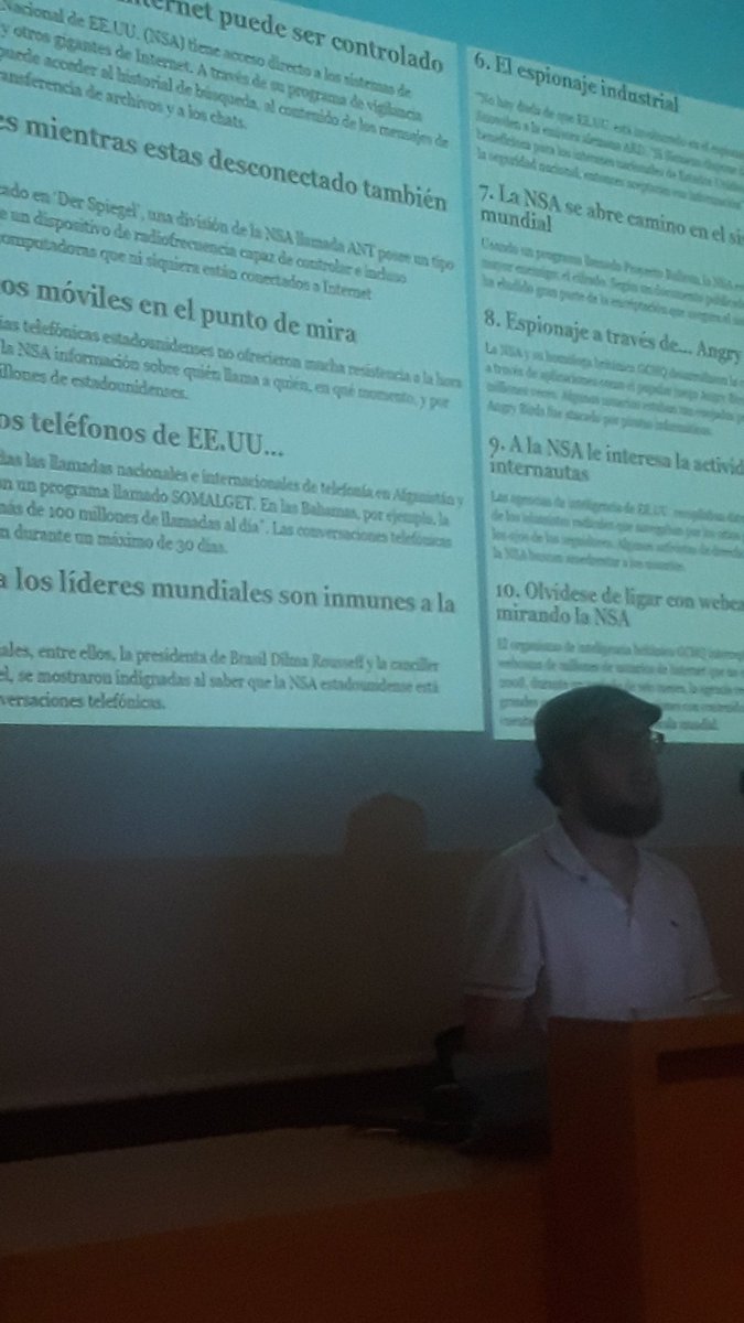 En Guillem ens explica els perills que tenim a Internet i pregunta.. quan val la meva privacitat?.
<a href="/mWeek_MWC/">Mobile Week</a> <a href="/AjTremp/">Ajuntament de Tremp</a>