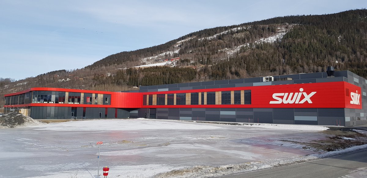 Visite de #swix à #Lillehammer en #Norvège. skirandonneenordique.com/actus-outdoor/…