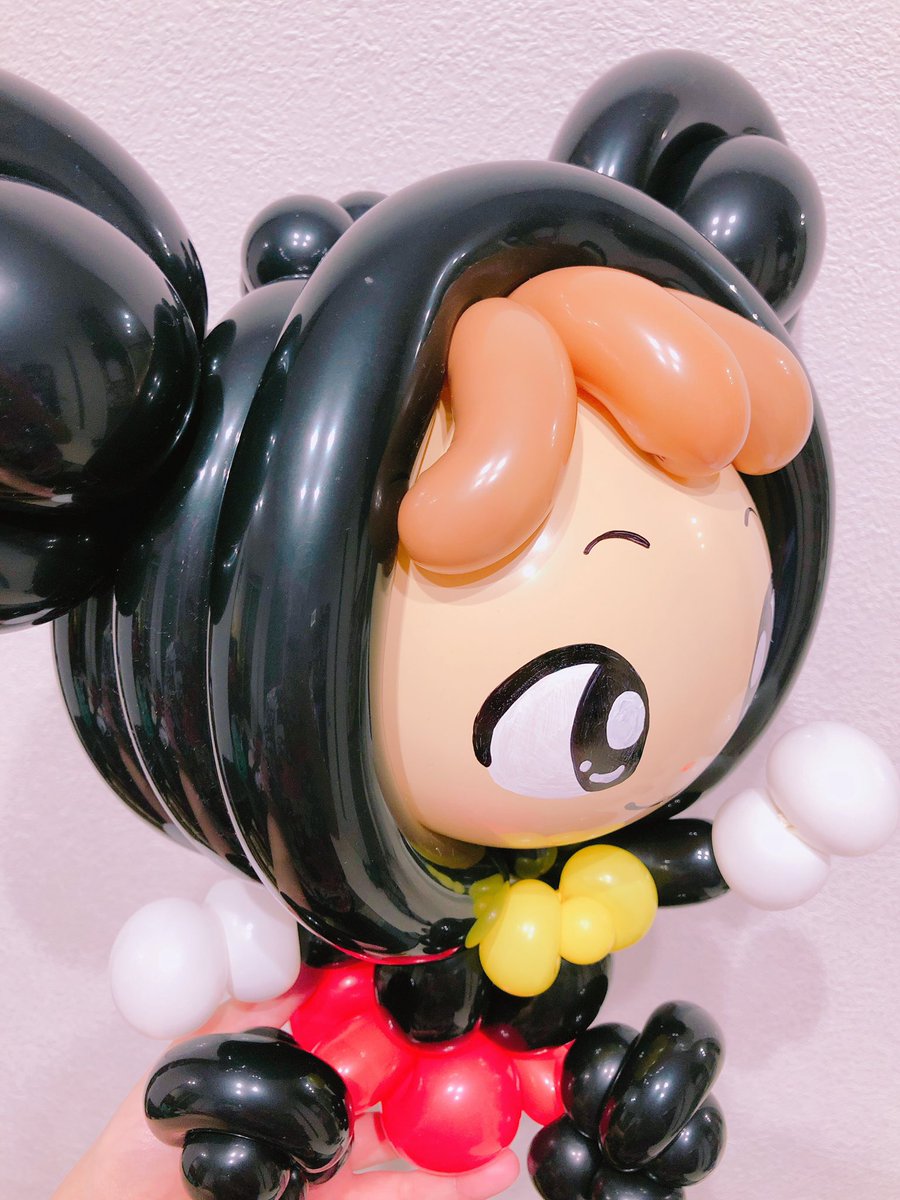 Balloon Noah Ar Twitter バルーンアートでミッキー様の着ぐるみ着た男の子作ってみた 服は以前お会いしたランドのタキシードの方で 頭のてっぺんに隠れミッキーがおります W バルーンアート 風船 バルーン Balloon ディズニー ミッキー